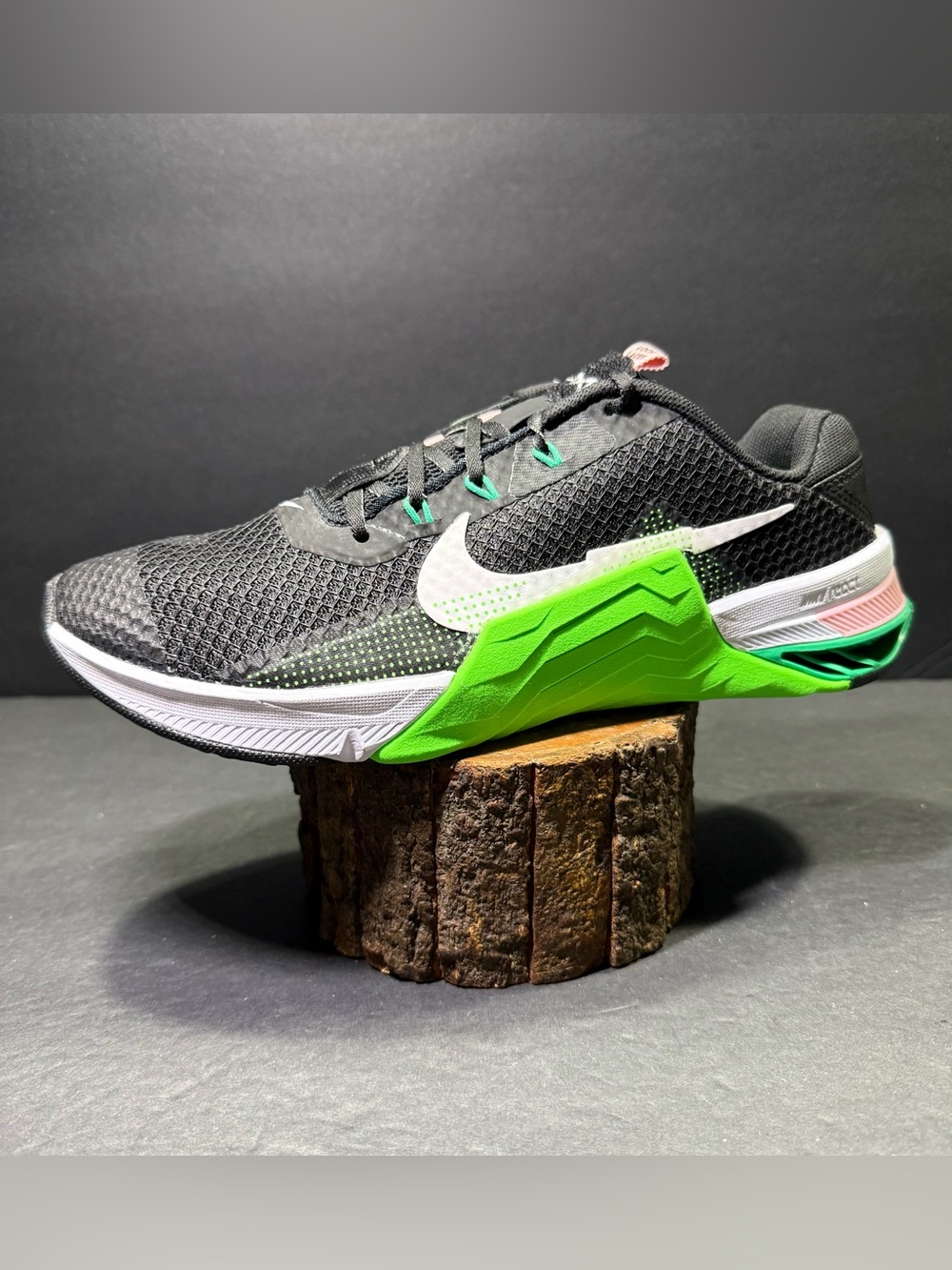 Nike Metcon 7 Women’s Black White Green Pink Workout Training Sneakers Size 9